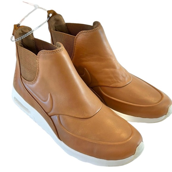 Nike Air Max Caramel Ale Brown Thea Mid Ankle Booties Sneakers Womens 10 NEW - Picture 3 of 16